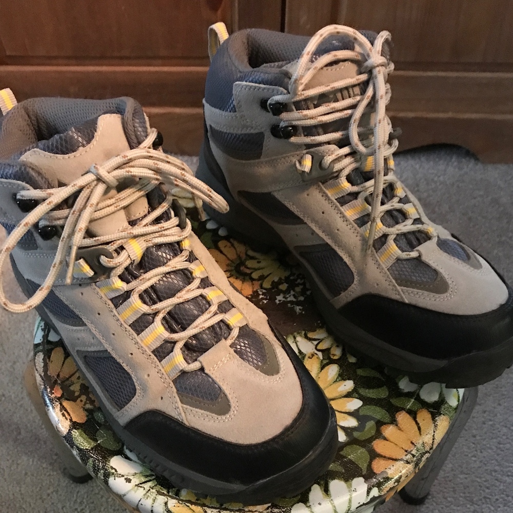 Denali Hiking Boots